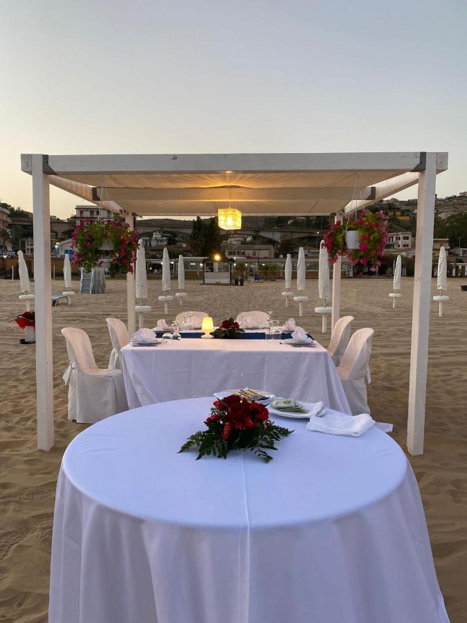 I Parrini Bed & Breakfast Порто Емпедокле Екстериор снимка