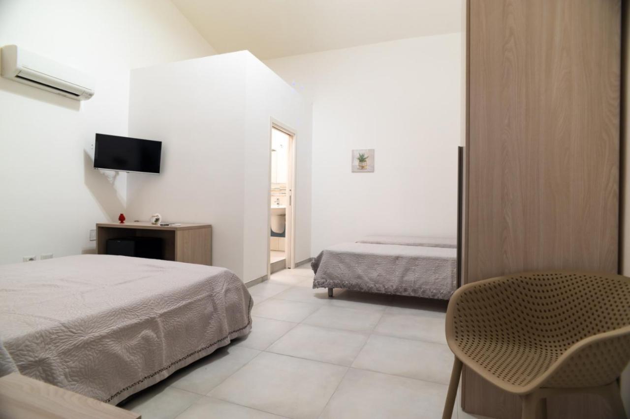 I Parrini Bed & Breakfast Порто Емпедокле Екстериор снимка