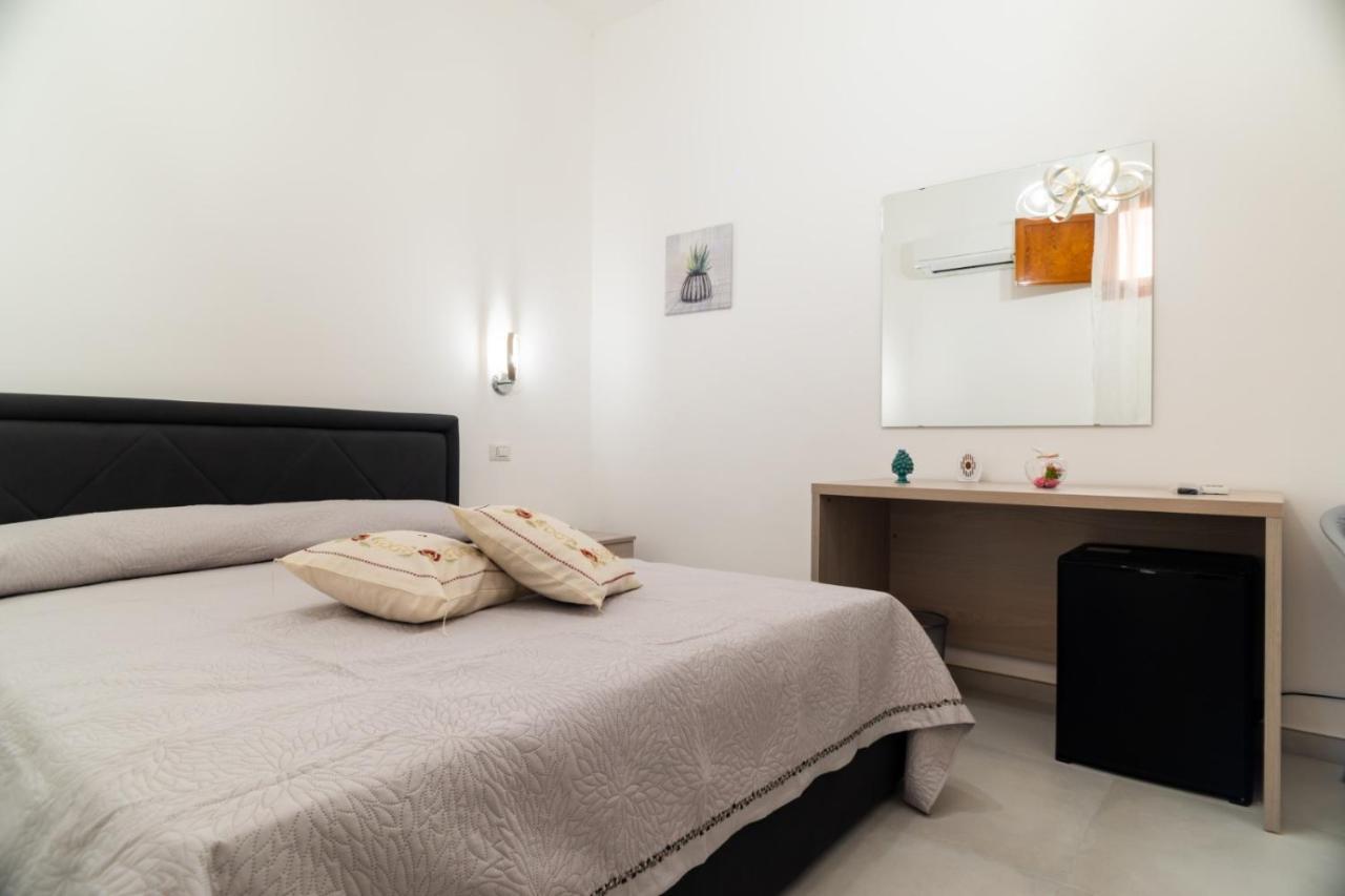 I Parrini Bed & Breakfast Порто Емпедокле Екстериор снимка